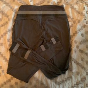 Black Gymshark leggings